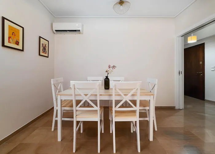 Spacious Nest 2Bd Next To Acropolis