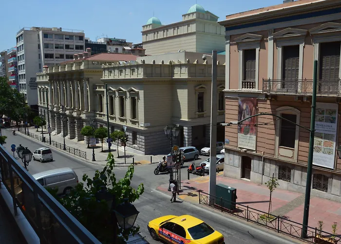 Diros Hotel